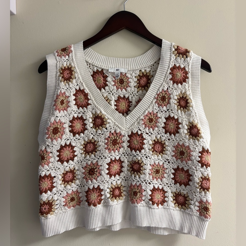 BP Crochet Knit Tank Top - White and Pink